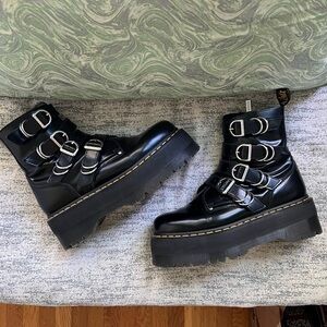 Platform Jadon Dr. Martens Boots